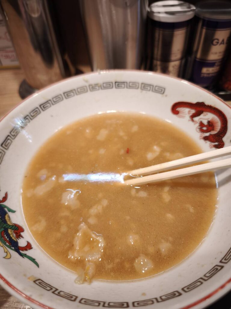 空っぽの丼