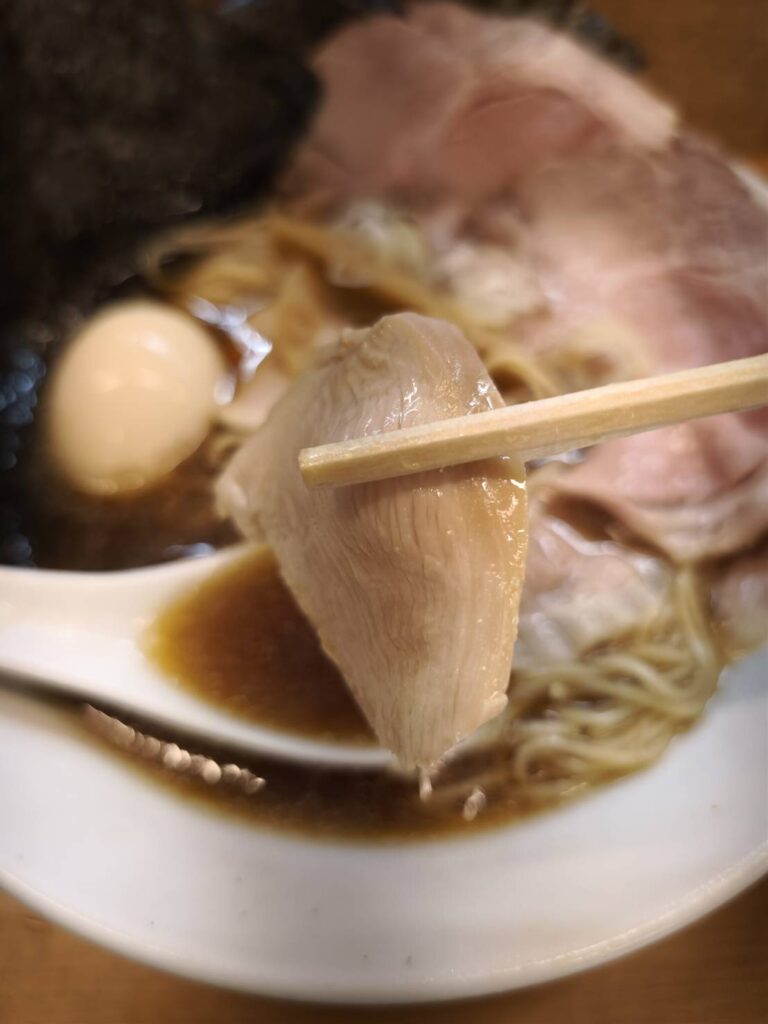 麺処ろくめいの鶏チャーシュー