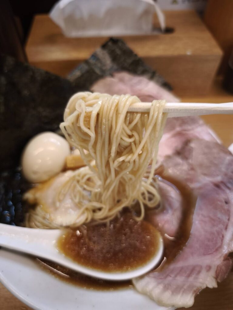 麺処ろくめいの麺