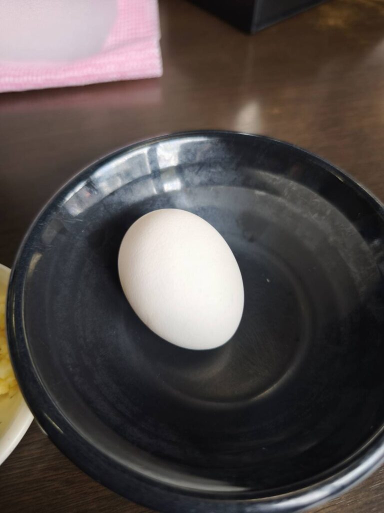 ラーメンどでん大宮店の生卵