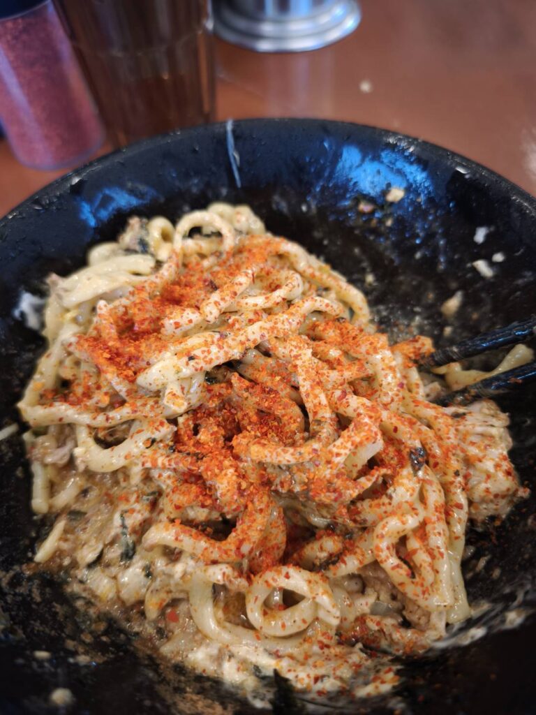 それいけ!たかちゃんラーメン古河本店の冷やし台湾まぜそばを一味で味変