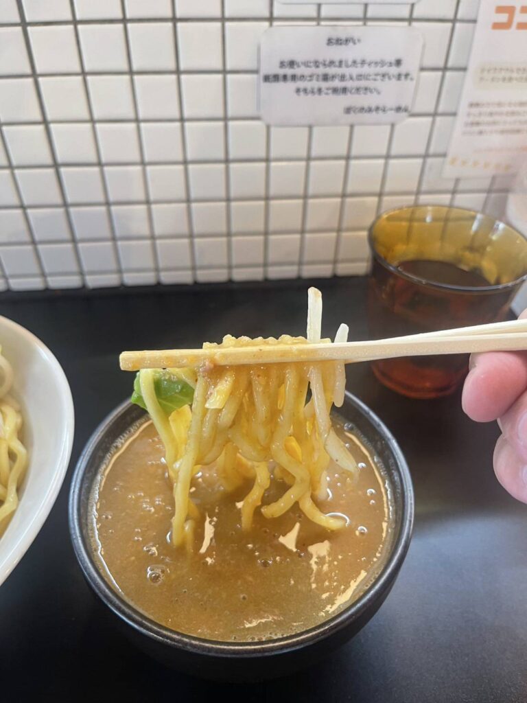 ぼくのみそらーめんの麺
