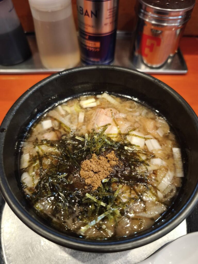 麺屋穴場のつけ麺のスープ