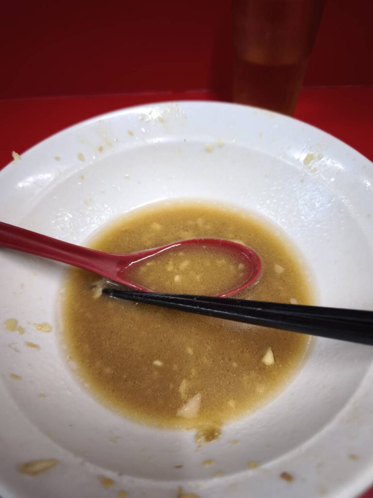 空っぽの丼