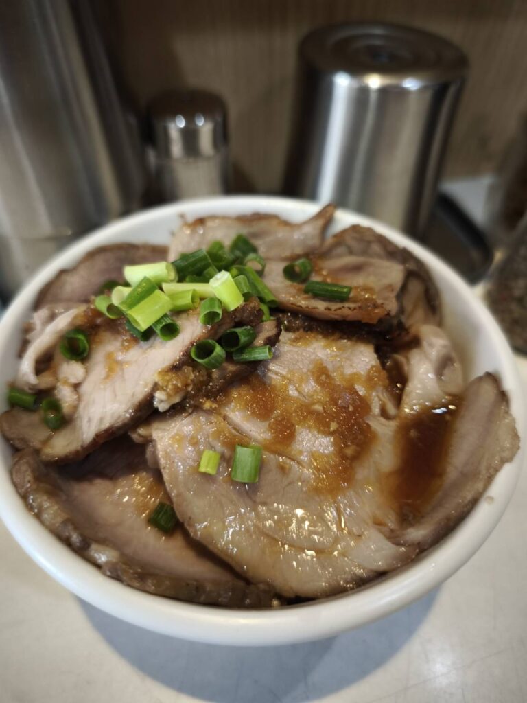 麺屋 扇 SENの炙りチャーシュー丼
