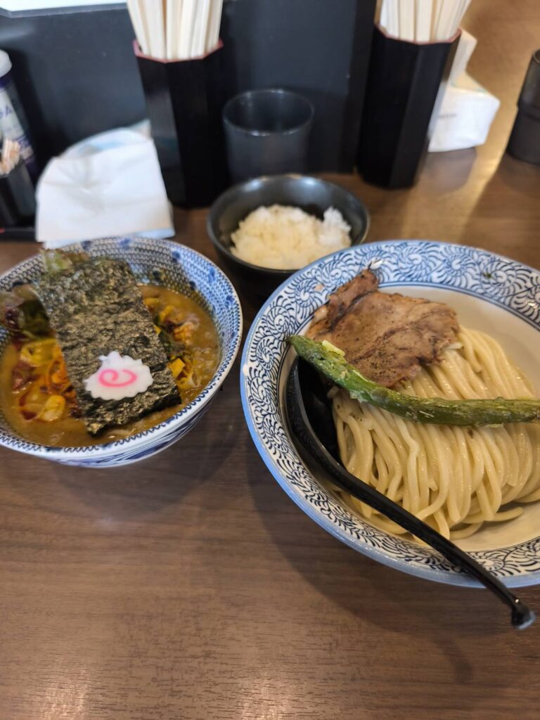 狼煙東大宮店の攻めすぎたカレーつけ麺