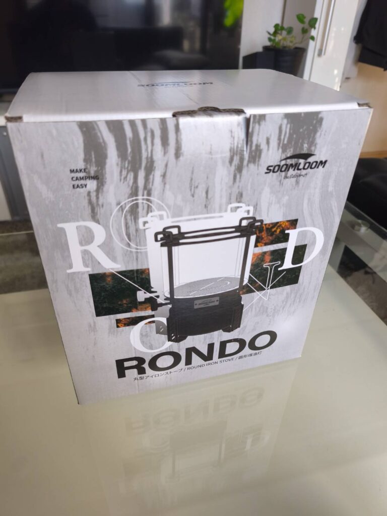 Soomloomの丸型アイロンストーブRONDOの外箱