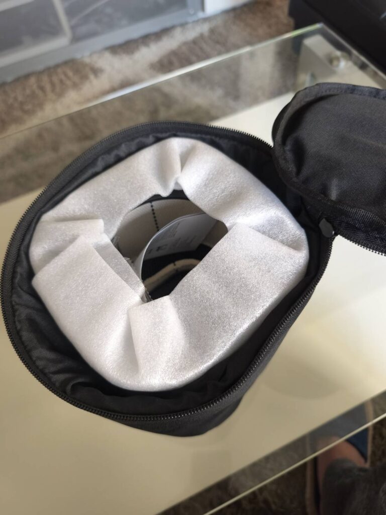 Soomloomの丸型アイロンストーブRONDOの専用収納袋開封