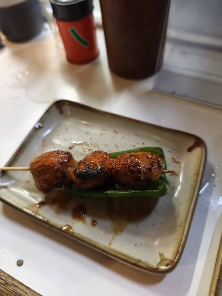 もつ焼きやまちゃんのつくねピーマン