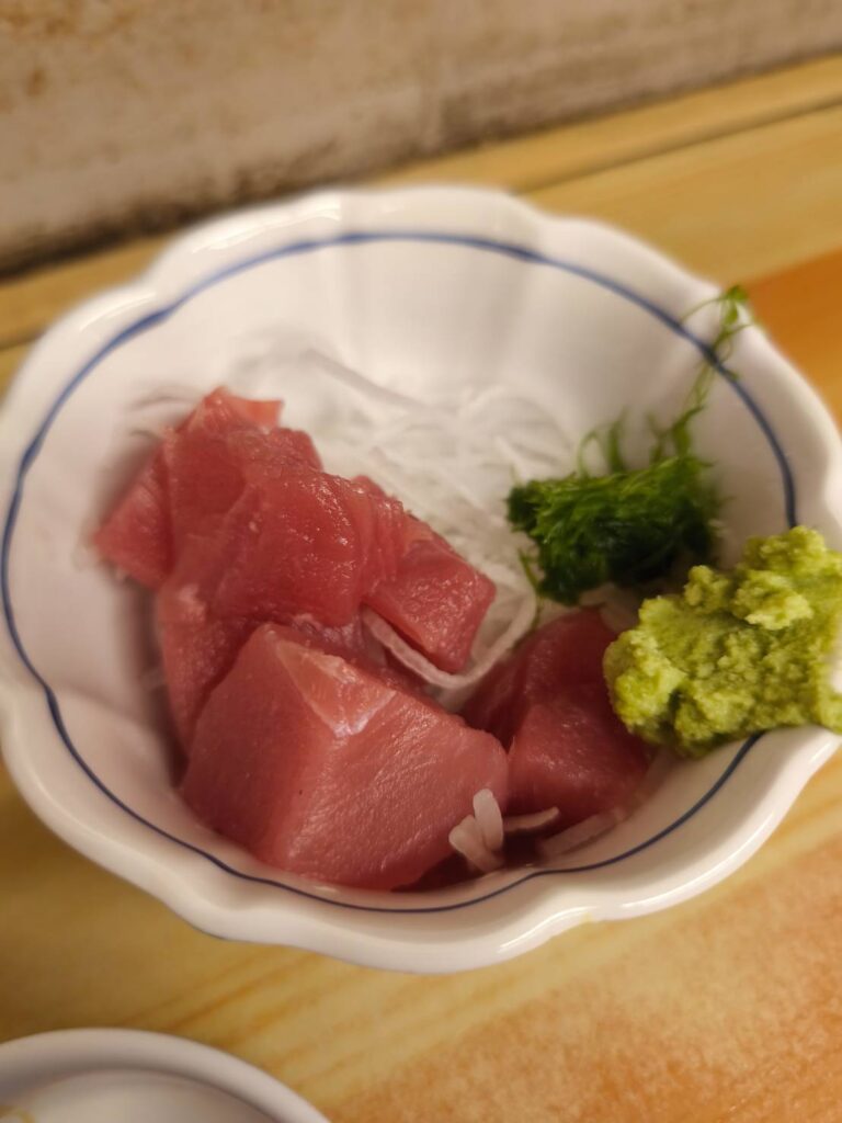 大宮いづみや本店のまぐろブツ