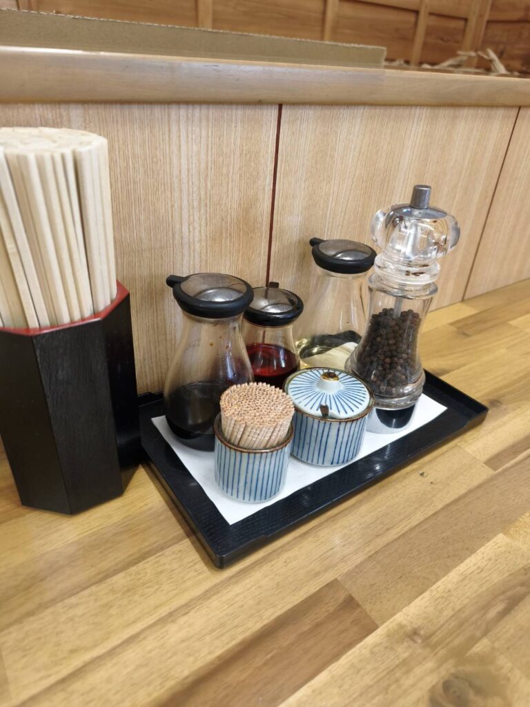麺屋 鶏一匠の卓上調味料