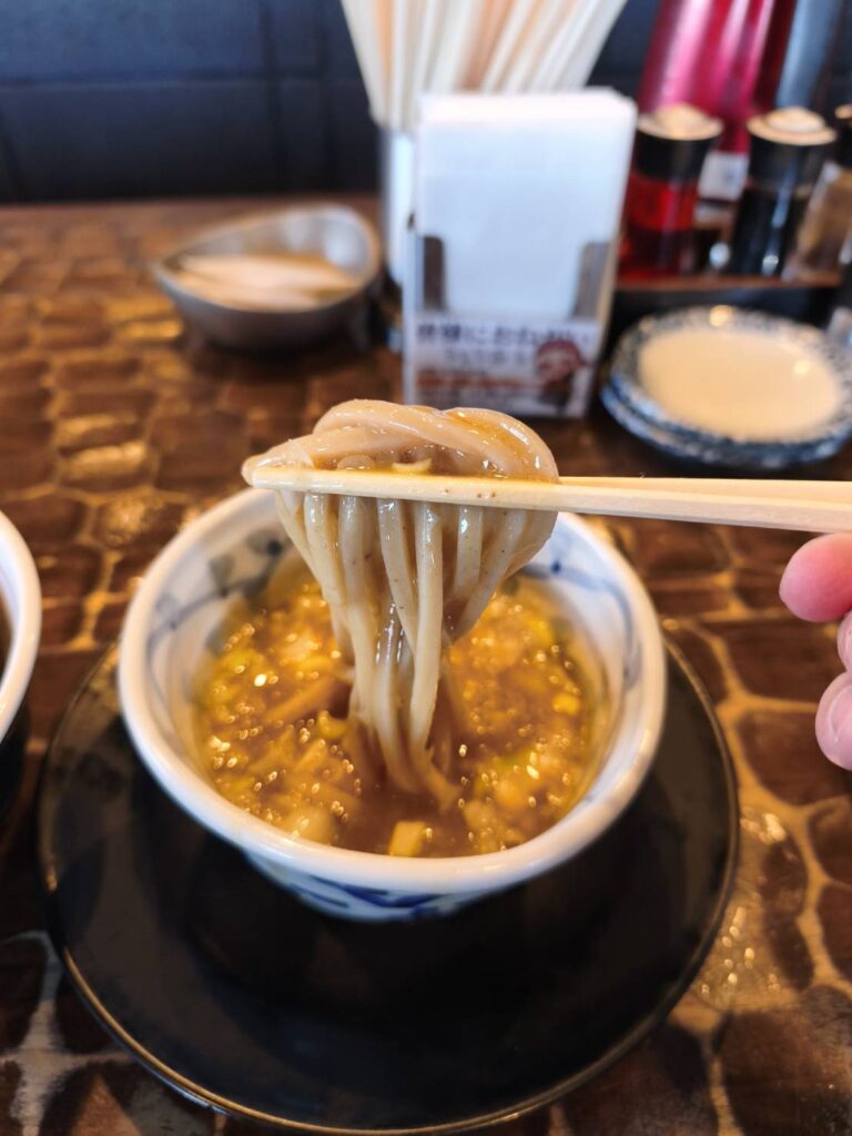 特級鶏蕎麦 龍介の麺リフト
