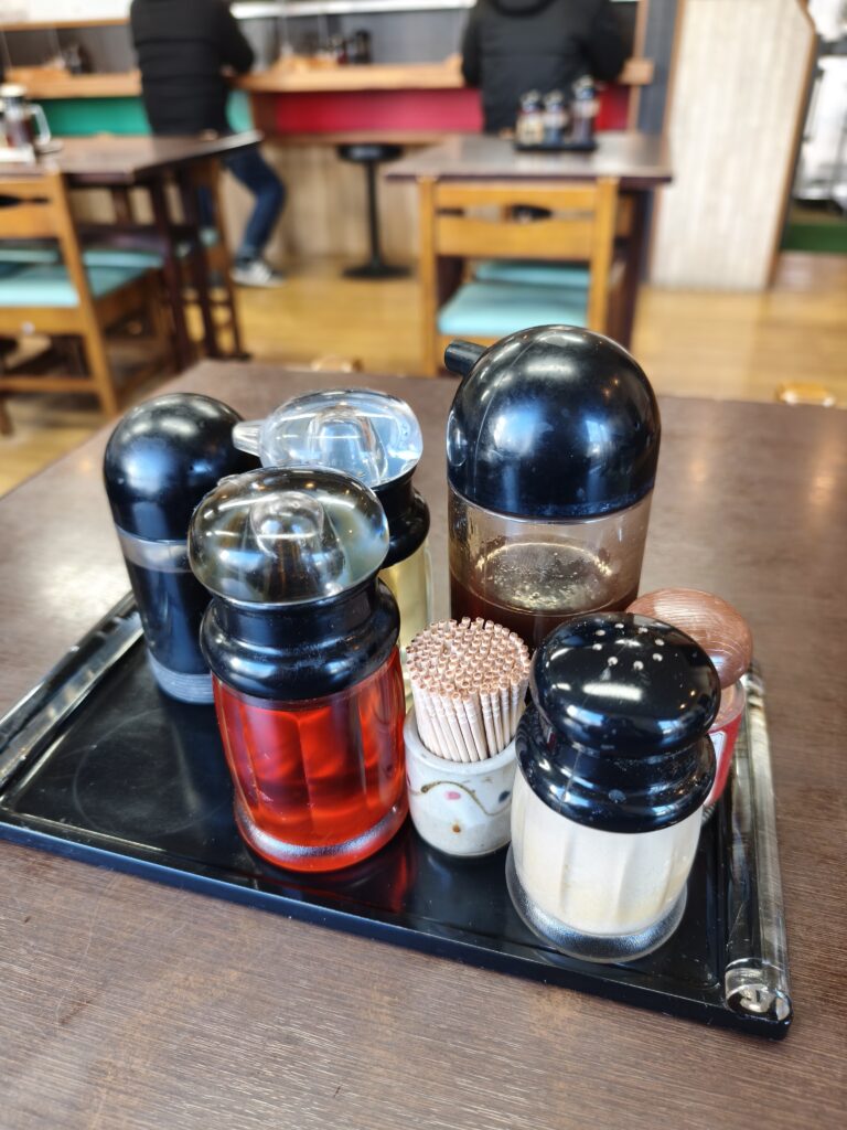 丸福の卓上調味料