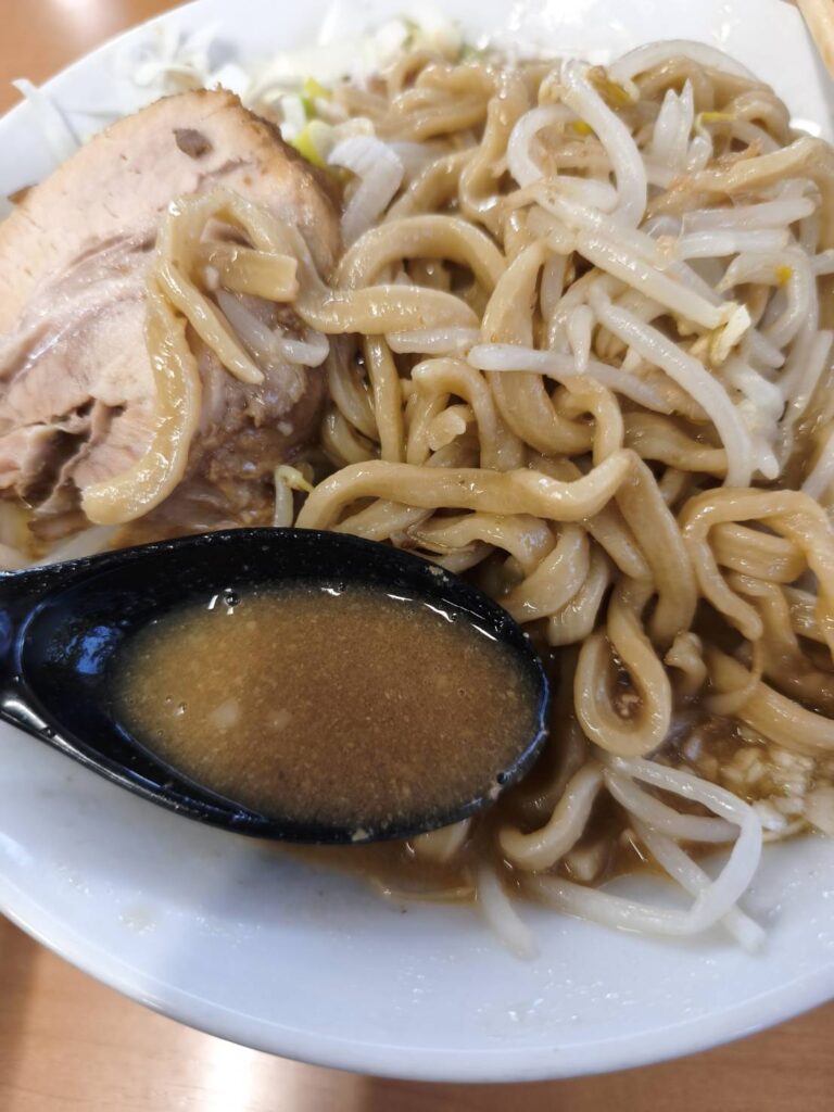 東松山市 ラーメン 一心の限定どろ味噌ラーメンのスープ