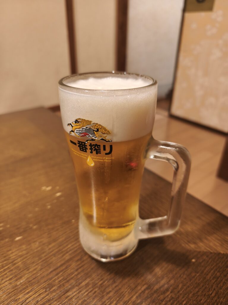 喰処うめはらのよく冷えた生ビール