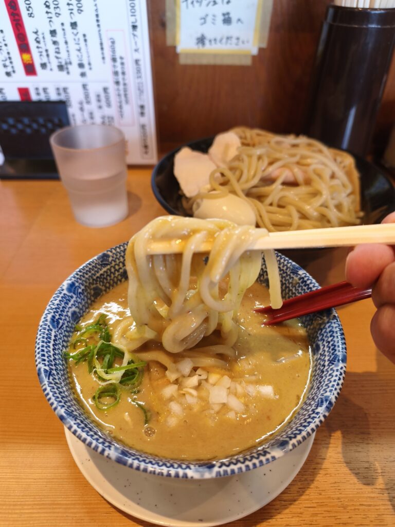 麺堂稲葉のつけ麺リフトアップ